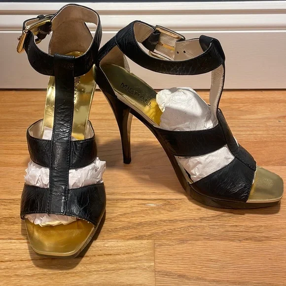 MICHAEL KORS Womens Black Leather scrappy Heels, size 8, like NEW - Picture 4 of 13